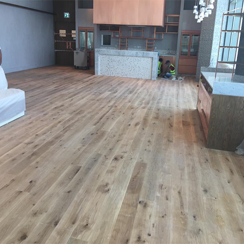 Free floating wooden flooring in wow hotel Dubai
